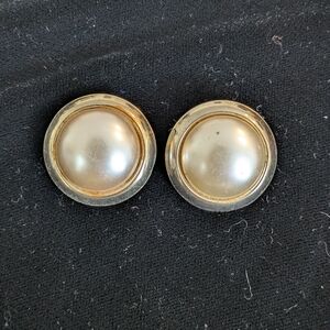 Vintage Gold and Pearl Clip-On Earrings